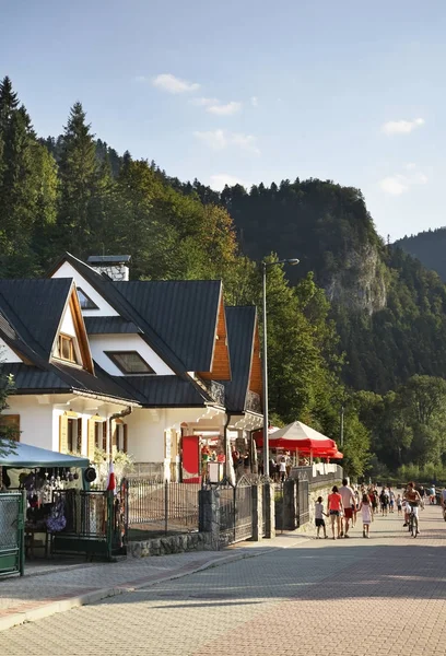 Πεζόδρομος Στην Szczawnica Τώρα Κομητεία Ταργκ Μικρή Πολωνία Voivodeship Πολωνία — Φωτογραφία Αρχείου