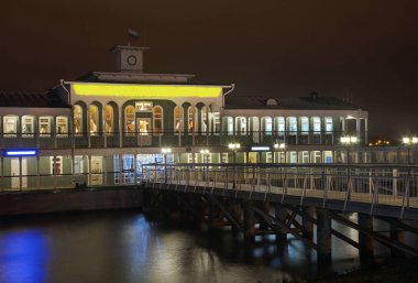 Kostroma 'daki Moskova karakolunda eski bir iskelede. Rusça