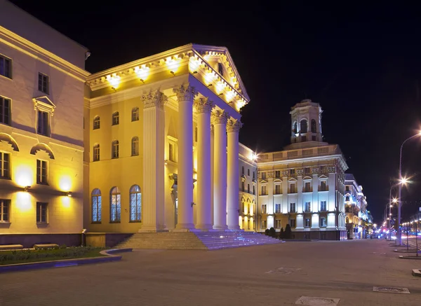 Edificio Con Torre San Lorenzo Avenida Independence Minsk Belarús — Foto de Stock