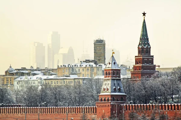 Благовещенская Боровицкая Башни Московского Кремля Россия — стоковое фото