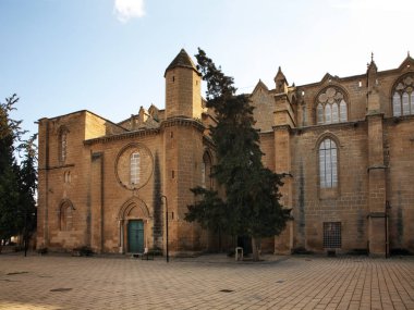 Lefkoşe 'deki Selimiye Camii (Aziz Sophia Katedrali). Kıbrıs