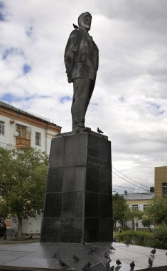 Dzerzhinsk 'teki Vladimir Mayakovsky anıtı. Nizhny Novgorod Oblastı. Rusya