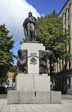 Kaunas 'taki Vitautas Magnus anıtı. Litvanya