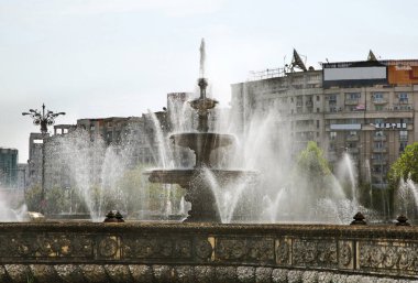 Bükreş 'teki Birleşme Meydanı (Piata Unirii). Romanya