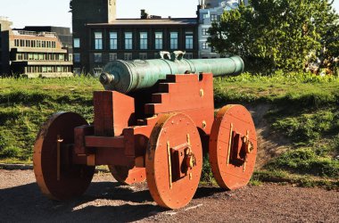 Oslo 'daki Akershus kalesinde top. Norveç