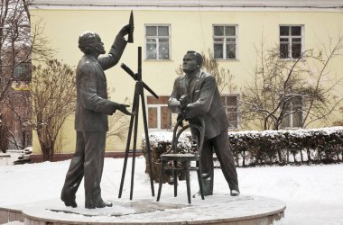 Kaluga 'da Konstantin Tsiolkovsky ve Sergei Korolev anıtı. Rusya