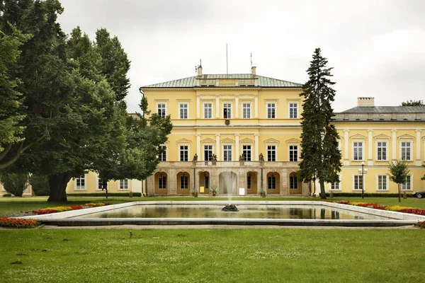 Czartoryski-Palast in Pulawy. Polen — Stockfoto