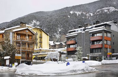 Ordino 'daki ana meydan. Andorra.