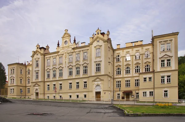 Escuela Gramática Academia Negocios Marianske Lazne República Checa — Foto de Stock