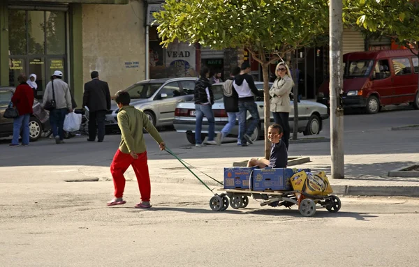 Niños Calle Shkoder Albania — Foto de Stock