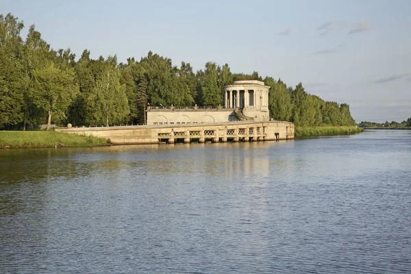 モスクワ運河 モスクワ ヴォルガ運河 ドゥブナ近郊の運河 モスクワ州 ロシア — ストック写真