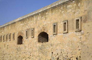 Alicante 'deki Santa Barbara kalesinde. İspanya