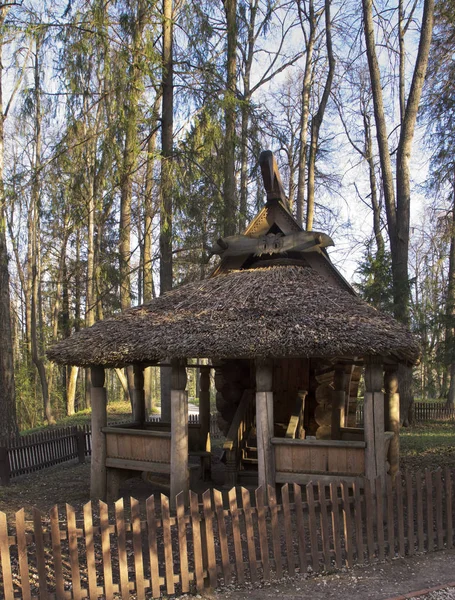 Hut Kippenpoten Kolonie Abramtsevo Rusland — Stockfoto