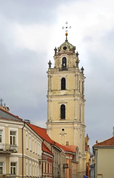 Dzwonnica Kościoła Piotra Jan Chrzciciel Jan Ewangelista Wilnie Litwa — Zdjęcie stockowe