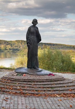 Tarusa 'daki Marina Tsvetaeva anıtı. Rusya