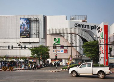 Udon Thani 'deki merkez plazada. Tayland