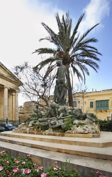 Monumento Dun Mikiel Xerri Plaza Independencia Valeta Malta — Foto de Stock