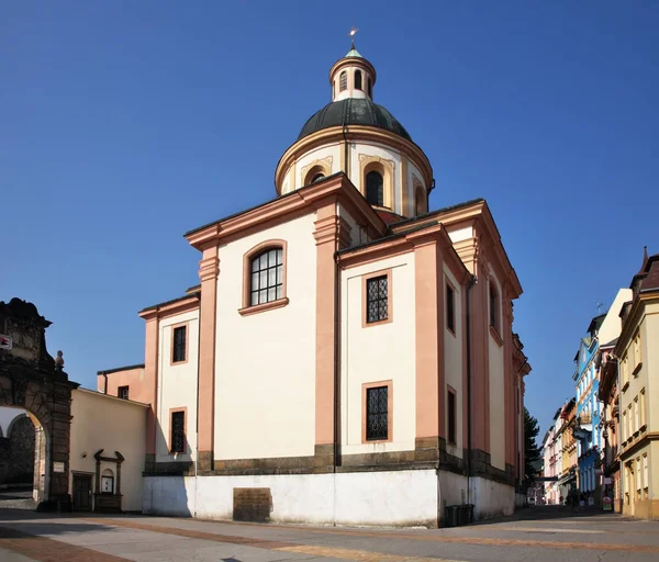 Jalan Church Holy Cross Dan Krizova Decin Republik Ceko — Stok Foto