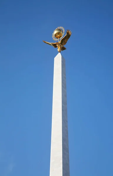 Stele Van Onafhankelijkheid Het Onafhankelijkheidsplein Karaganda Kazachstan — Stockfoto