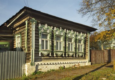 Nerekhta 'nın tarihi bölgesinde eski bir ev. Kostroma oblast. Rusya