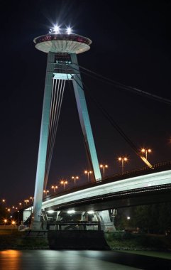 Bratislava 'da Snp (yeni) köprüsü. Slovakya