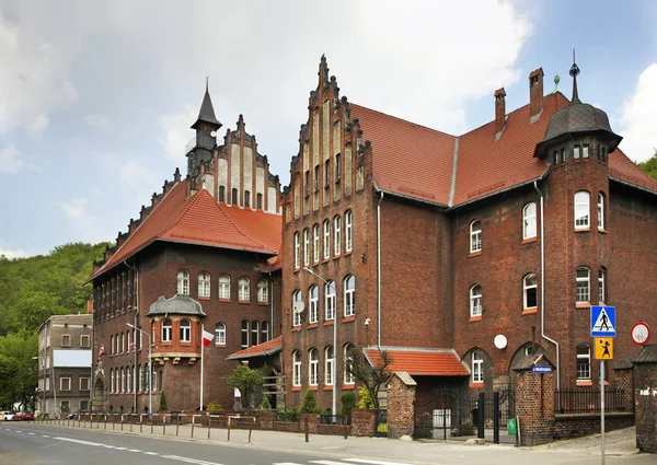 Schoolcomplex Walbrzych Polen — Stockfoto