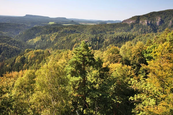ボヘミアン スイス レンスコ近郊のエルベ砂岩山脈 ボヘミア Czech Republic — ストック写真
