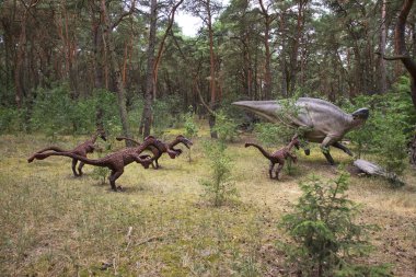 JuraPark Solec - Solec Kujawski 'deki dinozor parkı. Polonya