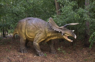 JuraPark Solec - Solec Kujawski 'deki dinozor parkı. Polonya