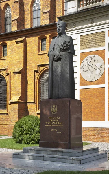 Monumento Stefan Wyszynski Fronte Alla Basilica Cattedrale Santa Maria Assunta — Foto Stock