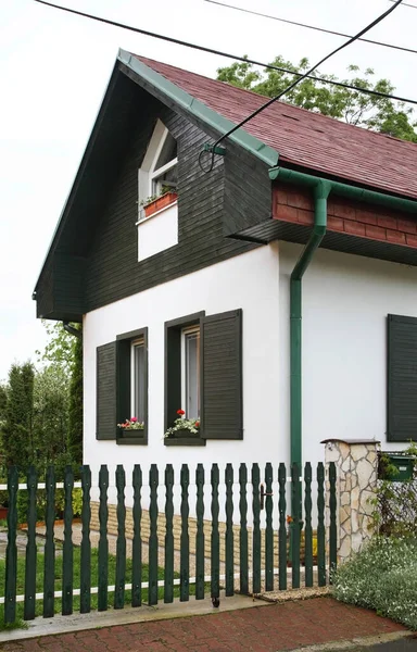 Liptovsky Mikulas附近的现代住房 斯洛伐克 — 图库照片
