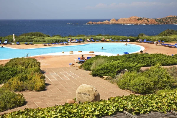 Piscina Aldeia Isola Rossa Sardenha Itália — Fotografia de Stock