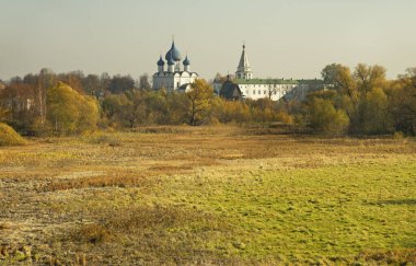 Ilinskiy (Elijah) Meadow ve Suzdal Kremlin. Vladimir Oblastı. Rusya