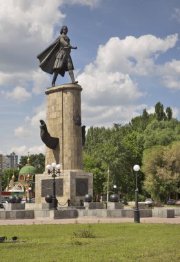 Birinci Peter Anıtı, Lipetsk 'teki Peter Büyük Meydanı' nda. Rusya