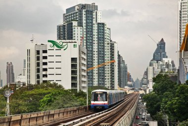 Bangkok Toplu Taşımacılık Sistemi - BTS (Skytrain) Bangkok 'ta. Tayland Krallığı