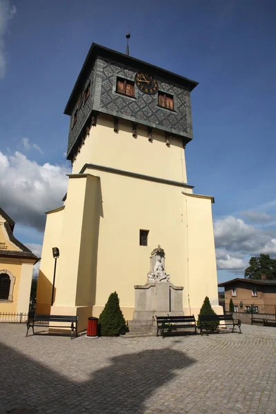 Campanario Iglesia Del Santo Bartolomé Distrito Czermna Kudowa Zdroj Polonia — Foto de Stock