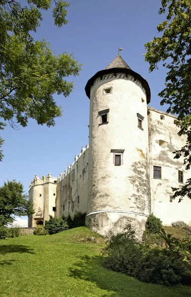 尼德齐卡城堡 Niedzica Castle 尼德齐卡附近的杜纳耶克城堡 — 图库照片