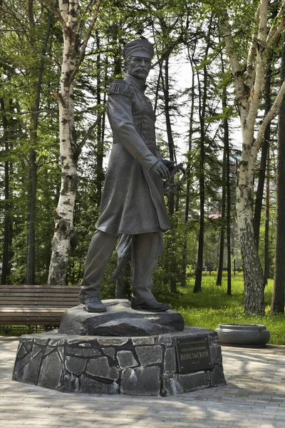 Monument Över Gennady Nevelskoy Yuzhno Sakhalinsk Sakhalin Ryssland — Stockfoto