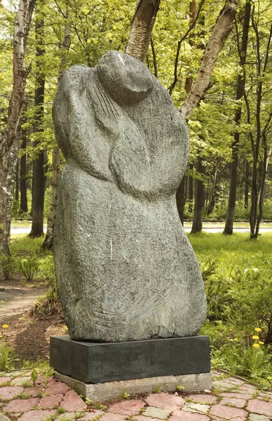 加加林公园的雕塑Yuzhno Sakhalinsk 萨哈林岛俄罗斯 — 图库照片