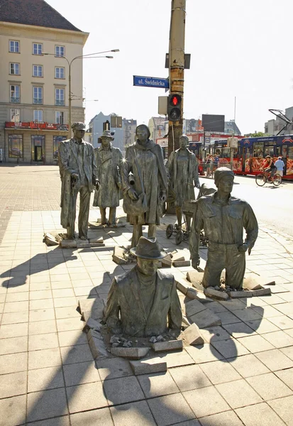 Monument Passeur Anonyme Pomnik Anonimowego Przechodnia Wroclaw Pologne — Photo