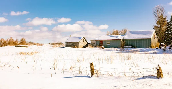 Vue Panoramique Maison Couverte Neige Sur Nature — Photo