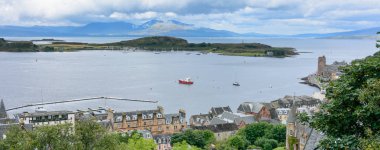 Oban Bay Mccaig'ın kulede Oban, İskoçya gelen