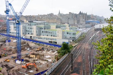 Edinburgh, İskoçya'da büyüyen bir şehir için inşaat 