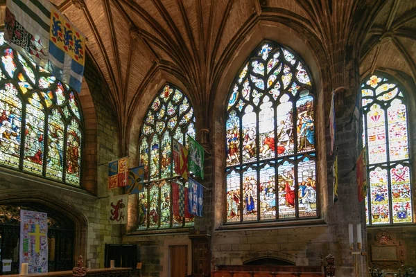 Interior de la Catedral de St. Giles en Edimburgo, Escocia — Foto de Stock