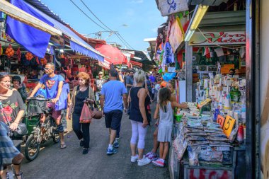 Tel Aviv, İsrail Sukkot arifesinde Carmel pazarı