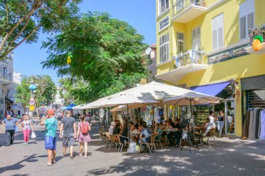 Tel Aviv güneyinde şık sonbahar sabahı