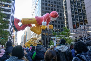  New York'ta Macy's Şükran günü geçit töreni