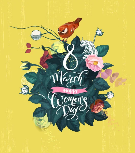 8 maart, gelukkige dag van de Womens. Handgeschreven belettering, bush met dikke groene gebladerte, veelkleurige roze bloemen en kleine vogeltje tegen gele achtergrond. Mooie wenskaart. Vectorillustratie. — Stockvector