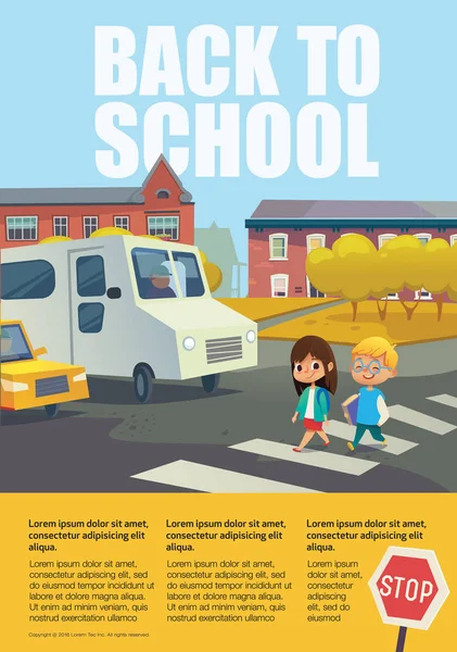 Pár vidám iskolás gyerekek átkelés gyalogos-átkelőhely előtt megállt autók, fák és épületek ellen, a háttérben. Oktatási poszter forgalom jel és a szöveg doboz. Vektoros illusztráció. — Stock Vector