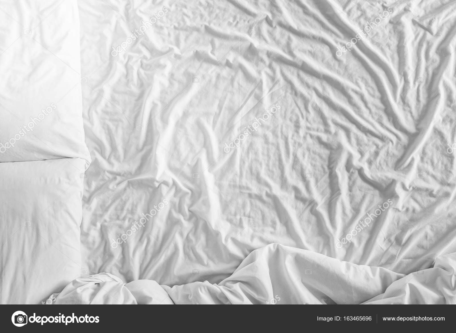 Виниловая простыня Orion Fetish 200 х 230 см, бордовая 2504220000 - Orion - Простыни для массажа - Купить